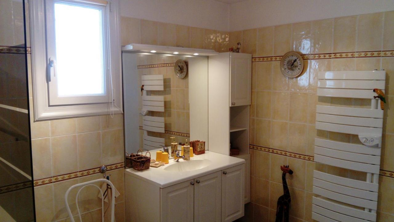 L'Oustau Bonur Bed and Breakfast Bourg-Saint-Andéol Εξωτερικό φωτογραφία