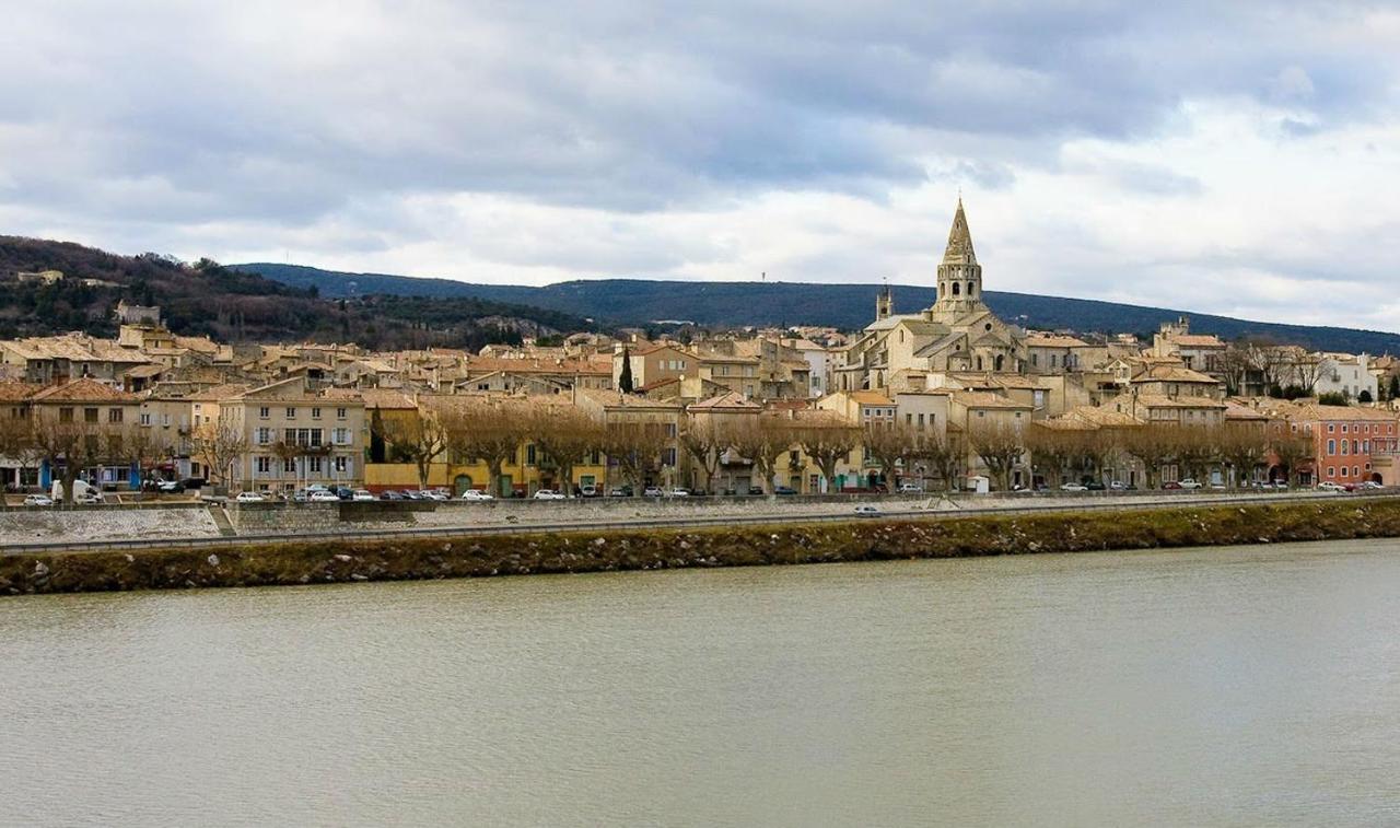 L'Oustau Bonur Bed and Breakfast Bourg-Saint-Andéol Εξωτερικό φωτογραφία